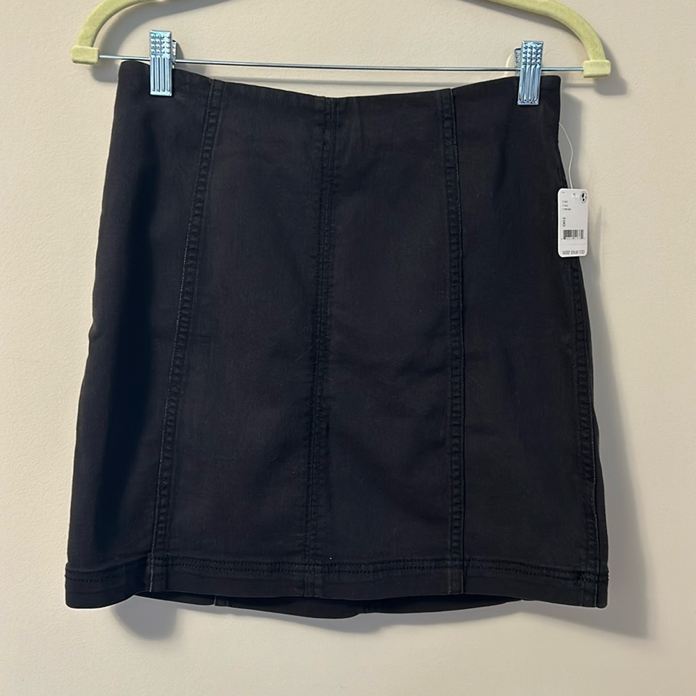 Free people skirt size 8 NWT